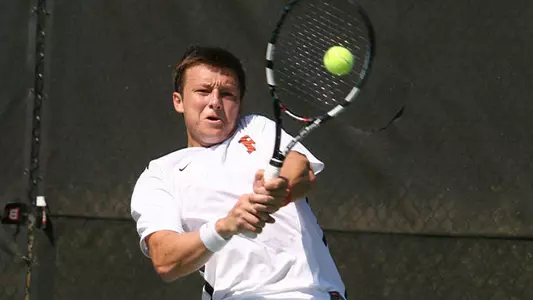 Bloom, Carcione Remain in Doubles Play at USTA/ITA Regional