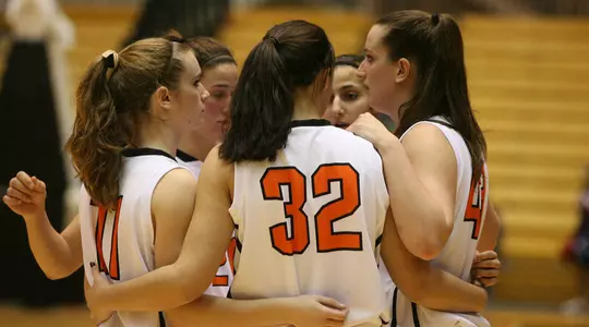 Women's Basketball to Play Brown Saturday & Yale Sunday Due to Storm