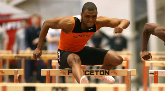 Track & Field Competes at Lions Invitational at PSU National