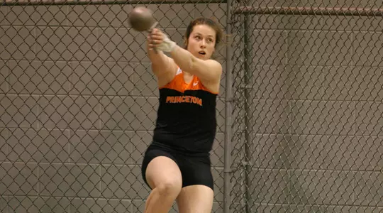 Women's Track Wins Tri-Meet