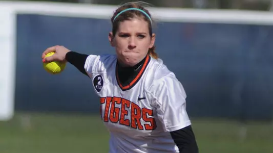 Softball to Open 2014 Season Friday in Florida