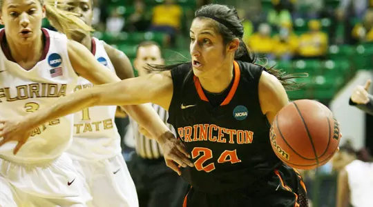 Rasheed Named WBCA and Full Court All-America