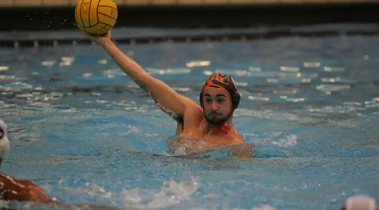 No. 11 Men?s Water Polo Splits First Day in Southern California
