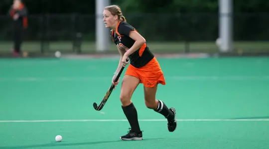 No. 3 UConn Escapes with 1-0 Win Over No. 10 Field Hockey