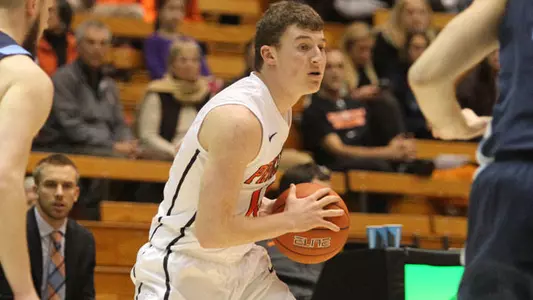 In Return from Finals Break, Men's Hoops Tops Kean 84-54