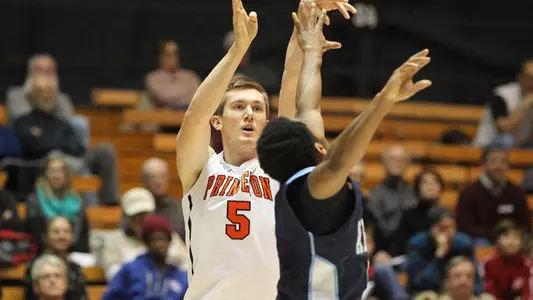 Columbia Rallies to Defeat Men's Basketball 53-52