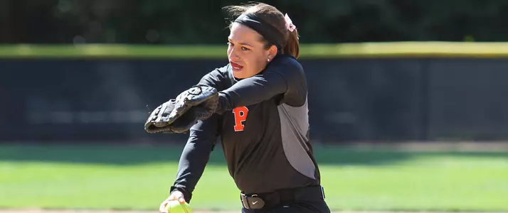 Softball Splits at Georgetown