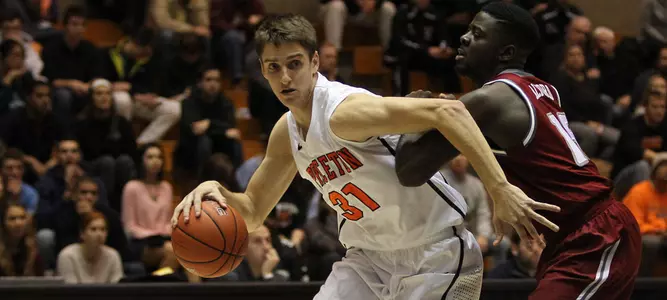 Men's Basketball to Visit Wake Forest in New Year's Eve Tilt