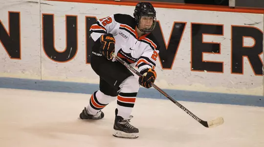 Women's Hockey Hosts Travel Partner Quinnipiac Tuesday Night
