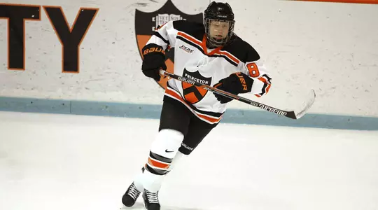 McDonnell and Potts Score Twice Each as Women's Hockey Wins 5-2
