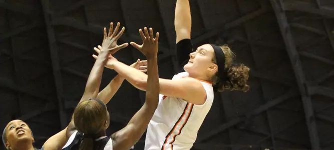 Women's Basketball Returns to Action Tuesday Night Against Marist
