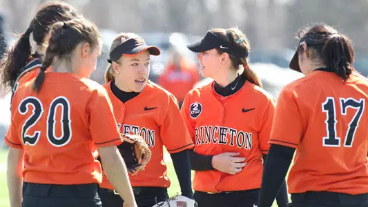 Pair of Midweek Twinbills Ahead for Softball in California