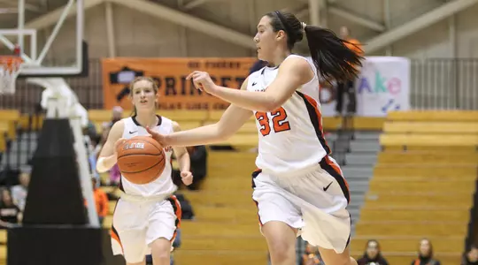 Brown Deals Women?s Basketball Second Ivy Loss, 61-58
