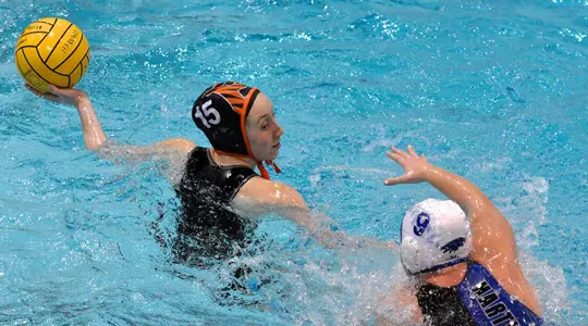 No. 10 Women?s Water Polo Passes 20-Win Mark, Sweeps LMU Zumo Invite
