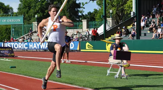 Bragg Sets Program Record in Pole Vault at Princeton Open