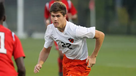 Sanner Scores Game Winner in 87th as Men's Soccer Tops St. John's