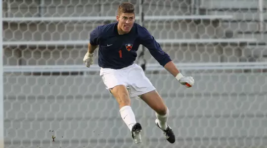 Ivy Play Begins Saturday as Men's Soccer Hosts Dartmouth