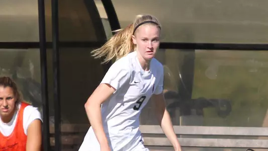 Lussi's Late Goal Wins Ivy Opener for Women's Soccer at Yale