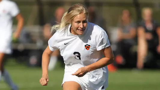 Lussi, Lazo Goals Lead Women's Soccer to 3-0 Win at Army