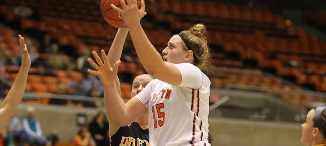 No. 16 Women's Basketball Heads North to Square Off With Brown, Yale