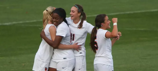 Win Streak Continues as Women's Soccer Tops Brown, 4-0