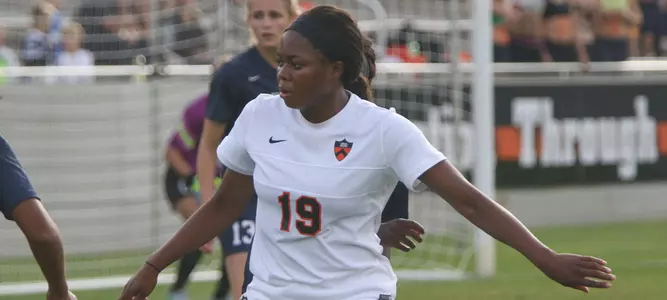 Asom Earns Third Straight Ivy Weekly Women's Soccer Honor