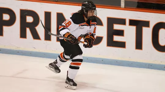 Women's Hockey Begins Six-Game Homestand with No. 7 Harvard & Dartmouth