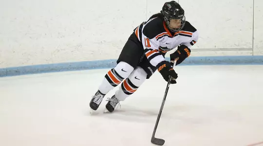 Koelzer Named Candidate for Patty Kazmaier Award