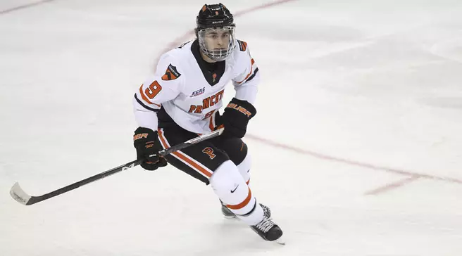 USA Under-18 Team Takes 4-1 Game in Men's Hockey