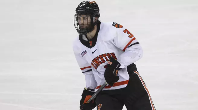 Men's Hockey Makes Maine Trip This Weekend