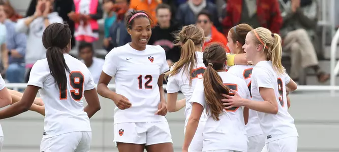 Women's Soccer to Host Boston College in NCAA Tournament's First Round
