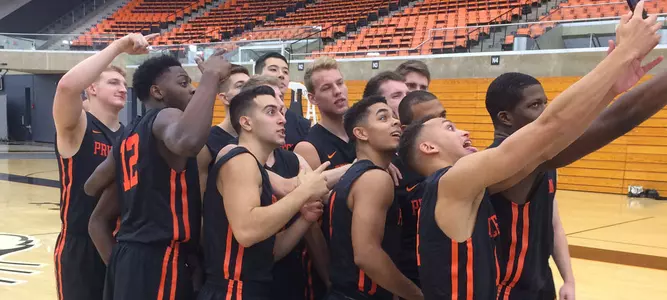 Men's Basketball Media Day In Four And A Half Minutes
