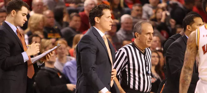 Earl Named Men's Basketball's Associate Head Coach