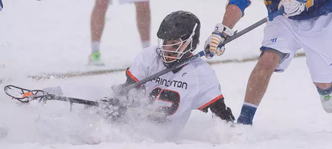 Snow-Crosse: Images And Quotes On A Winter Wonderland Win Over Hofstra