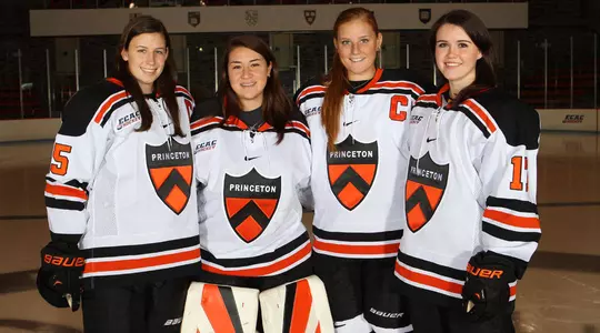Final Home Weekend for Women's Hockey