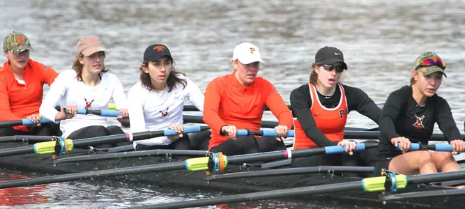 Lightweight Women Push Top Duo, Finish Third In San Diego Crew Classic
