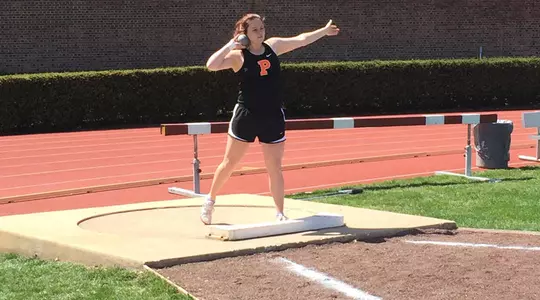 Women's Track Wins Quad Meet with Eight Events