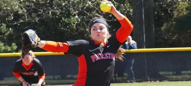 Softball Sweeps Columbia, Moves Atop Ivy South