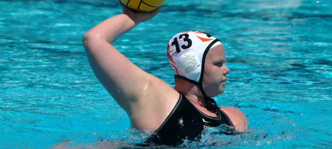 Holechek Game Winner Lifts No. 8 Women's Water Polo Over No. 5 Hawaii, 7-6