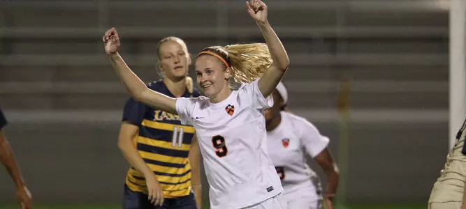 Lussi Scores Twice, Tigers Never Trail in Win Over La Salle