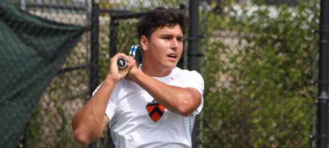 Men's Tennis Opens Weekend With Win Over Indiana