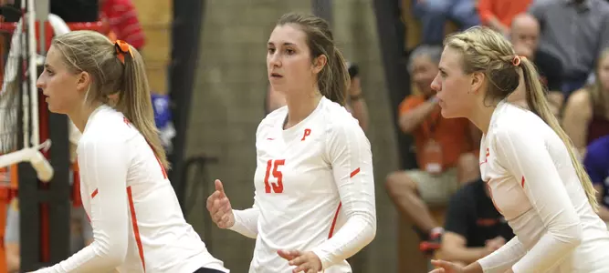 Volleyball Heads North For Challenging Harvard-Dartmouth Weekend