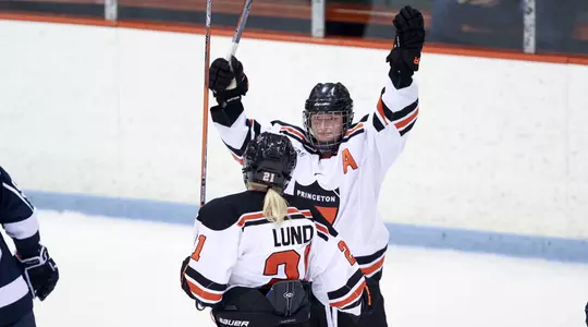 No. 9 Women's Hockey Back in Action on Monday