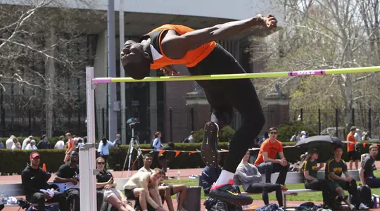 Men's Track & Field Opens Outdoor Season at USF