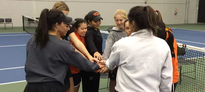 Women's Tennis Sweeps Delaware to Open Dual-Match Season