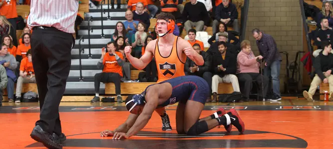Wrestling Rallies, Ends 24-Match Skid v. Penn 19-15 To Open Ivies