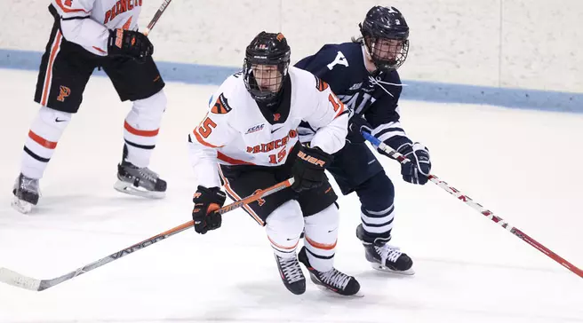No. 7 Yale Defeats Princeton, 6-0, in Men's Hockey