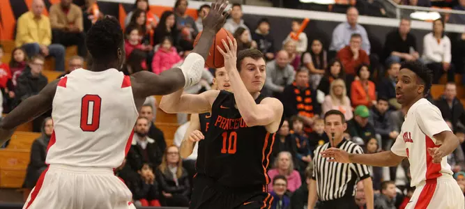 Men's Hoops Sweeps Weekend, Tops Cornell 74-60