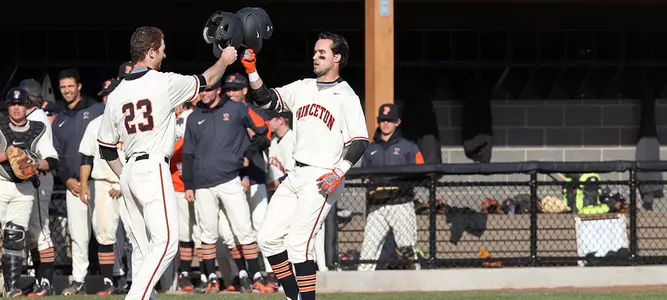 Baseball Storms Back to Take Down Seton Hall, 7-4