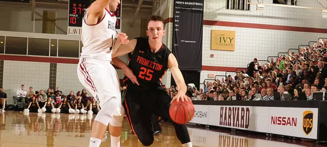 Harvard Holds Off Men's Hoops, 73-71